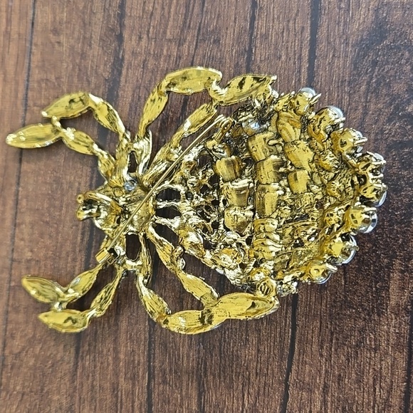 FREE SHIPPING !! Gigantic Rhinestone Brass Spider Pin Brooch - Picture 2 of 9